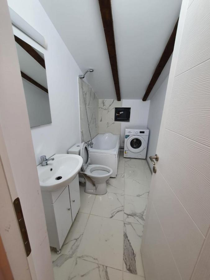 Apartmán Jolie Art Brăila Exteriér fotografie