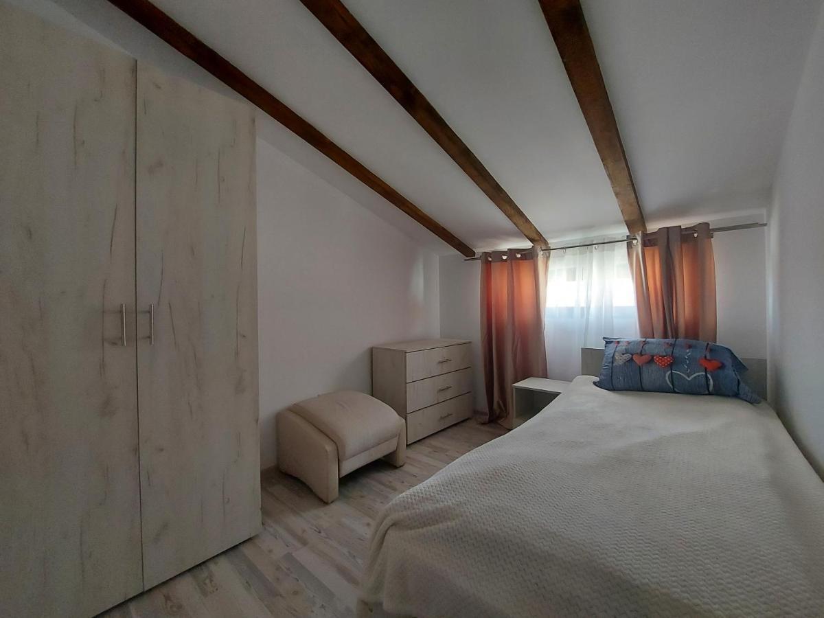 Apartmán Jolie Art Brăila Exteriér fotografie