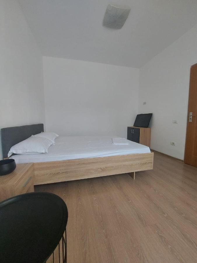 Apartmán Jolie Art Brăila Exteriér fotografie