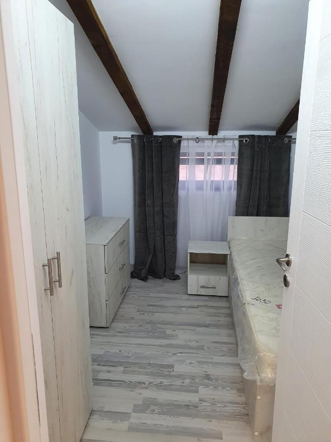 Apartmán Jolie Art Brăila Exteriér fotografie